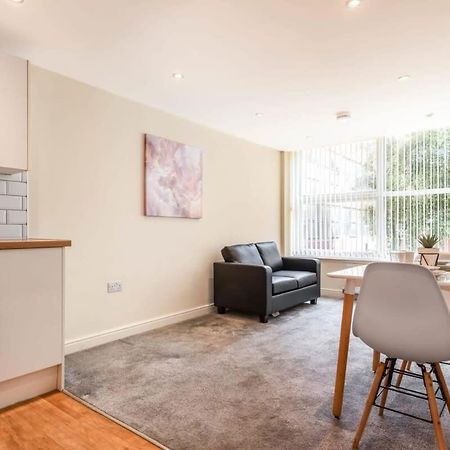 Bright 1 Bedroom Budget Flat In Central Pontefract Zewnętrze zdjęcie