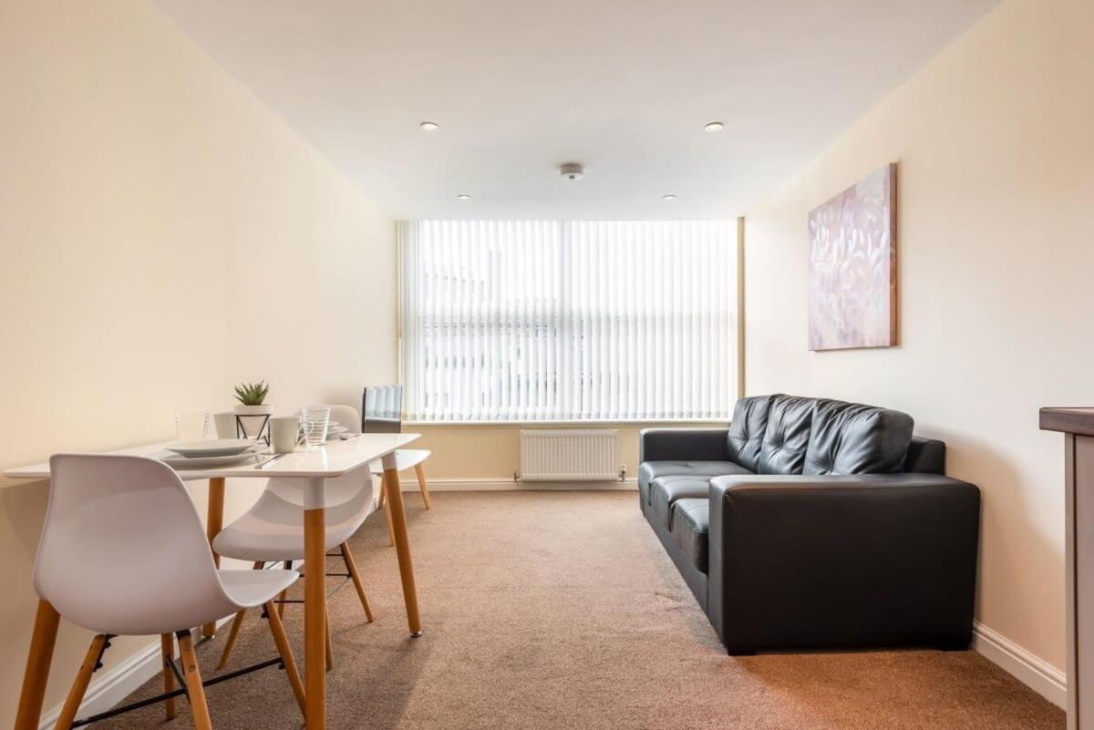 Bright 1 Bedroom Budget Flat In Central Pontefract Zewnętrze zdjęcie